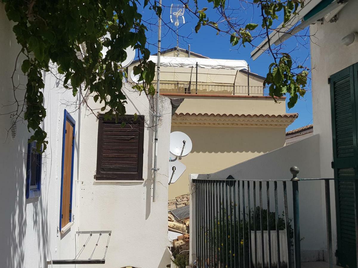 Residenza Borgo Antico Villa Termoli Buitenkant foto